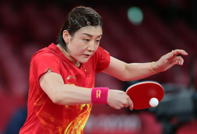 拜仁今夏引援屡屡受挫，7000万欧签迪亚斯引反思